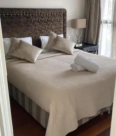 2 Pcs + Parking + Balcon + 1 Min Plages